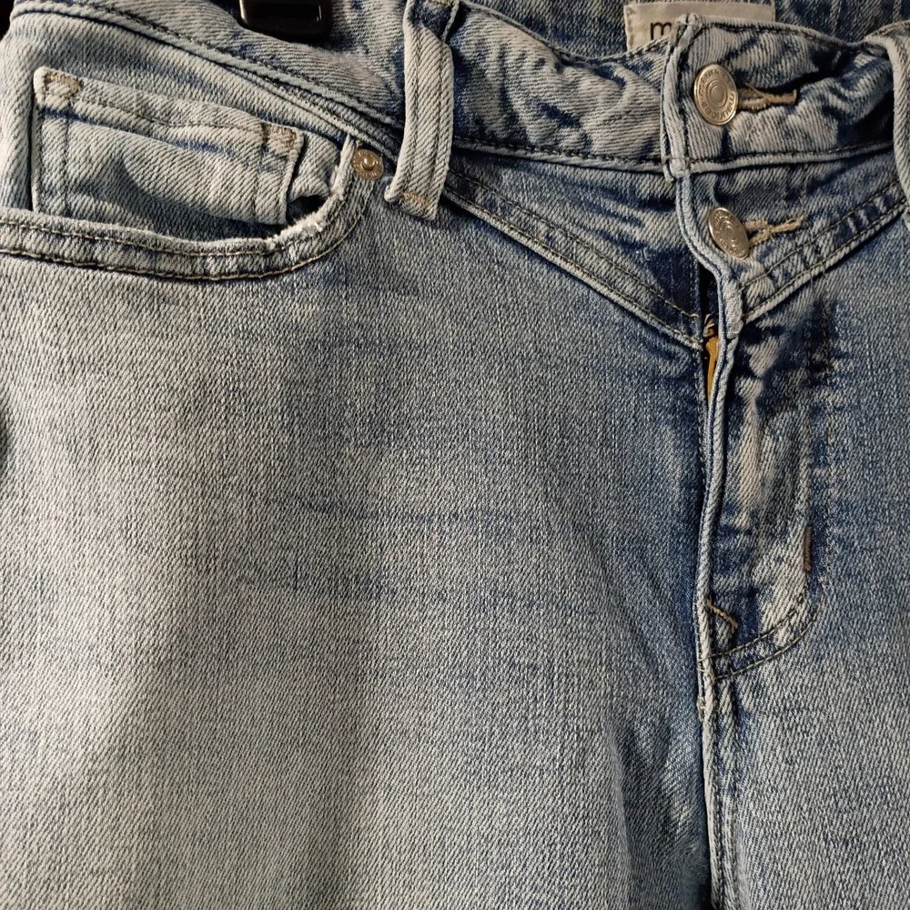EUC High Rise Original Fit Kick Boot Ankle Women's Size 8 Short Blue Denim Jeans